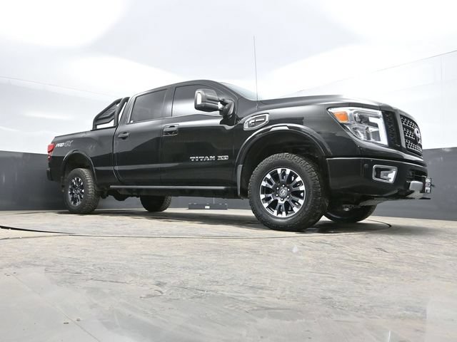 Used 2016 Nissan Titan PRO-4X w/ Pro-4x Convenience Package AWD/4WD image 45