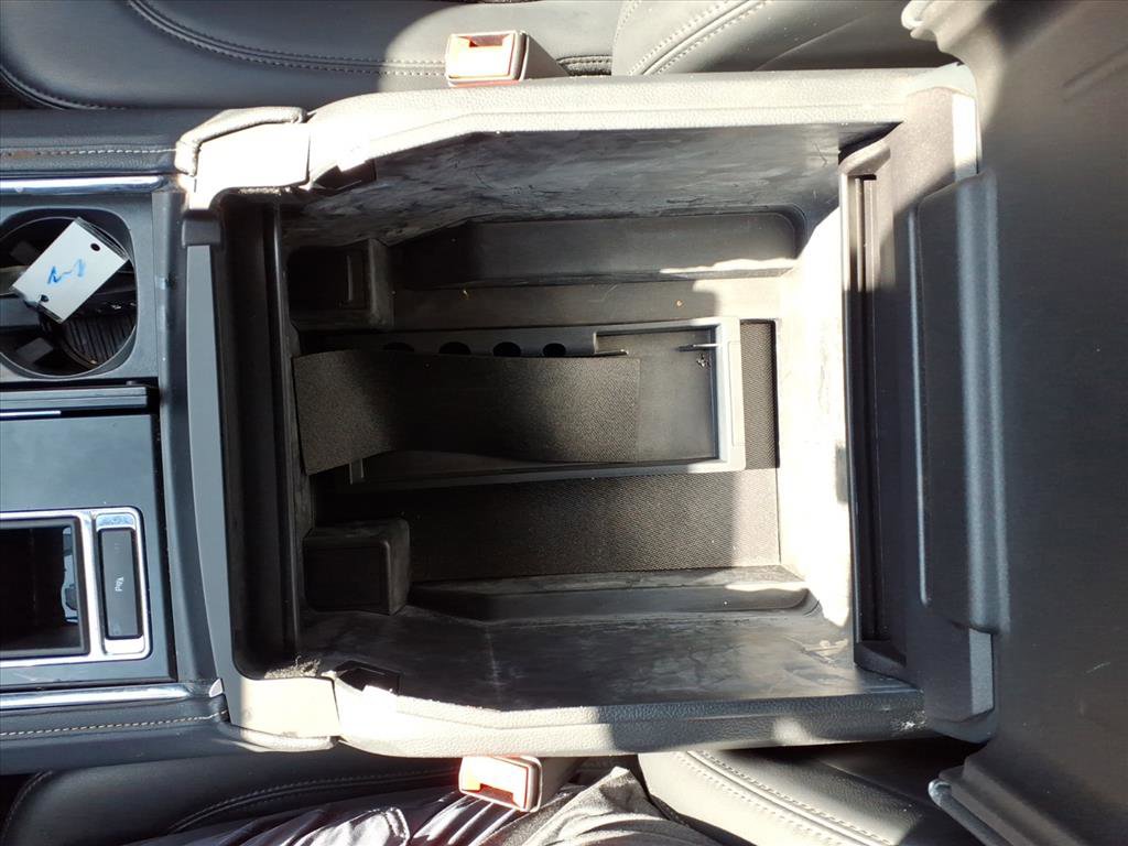 Used 2023 Ford Expedition XLT image 14