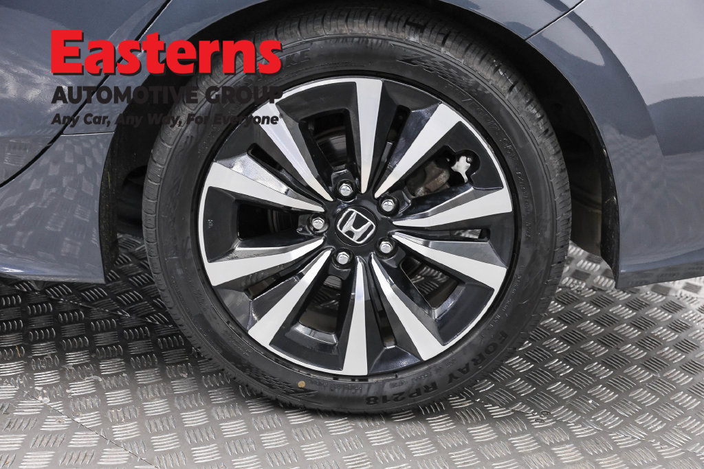 Used 2024 Honda Civic EX-L image 34