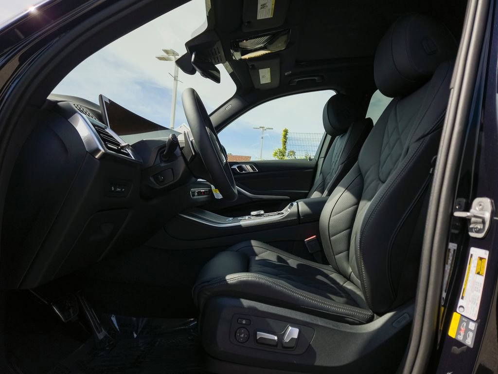 New 2026 BMW X5 xDrive50e w/ M Sport Package image 6