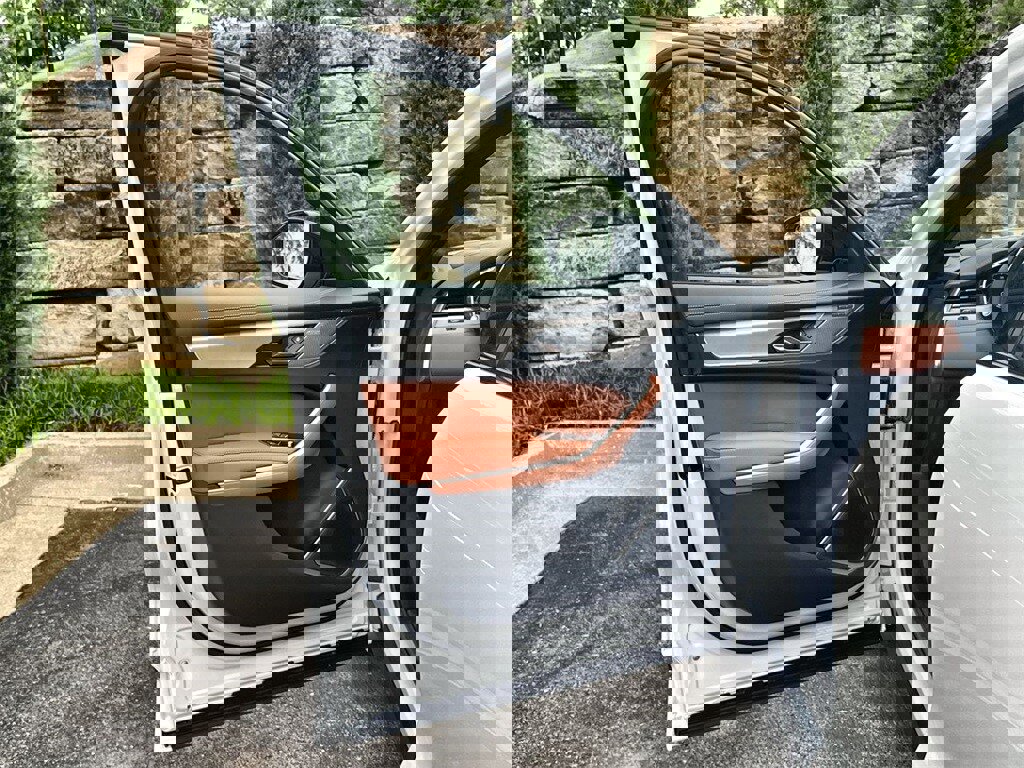 New 2026 Jaguar F-PACE R-Dynamic S image 17