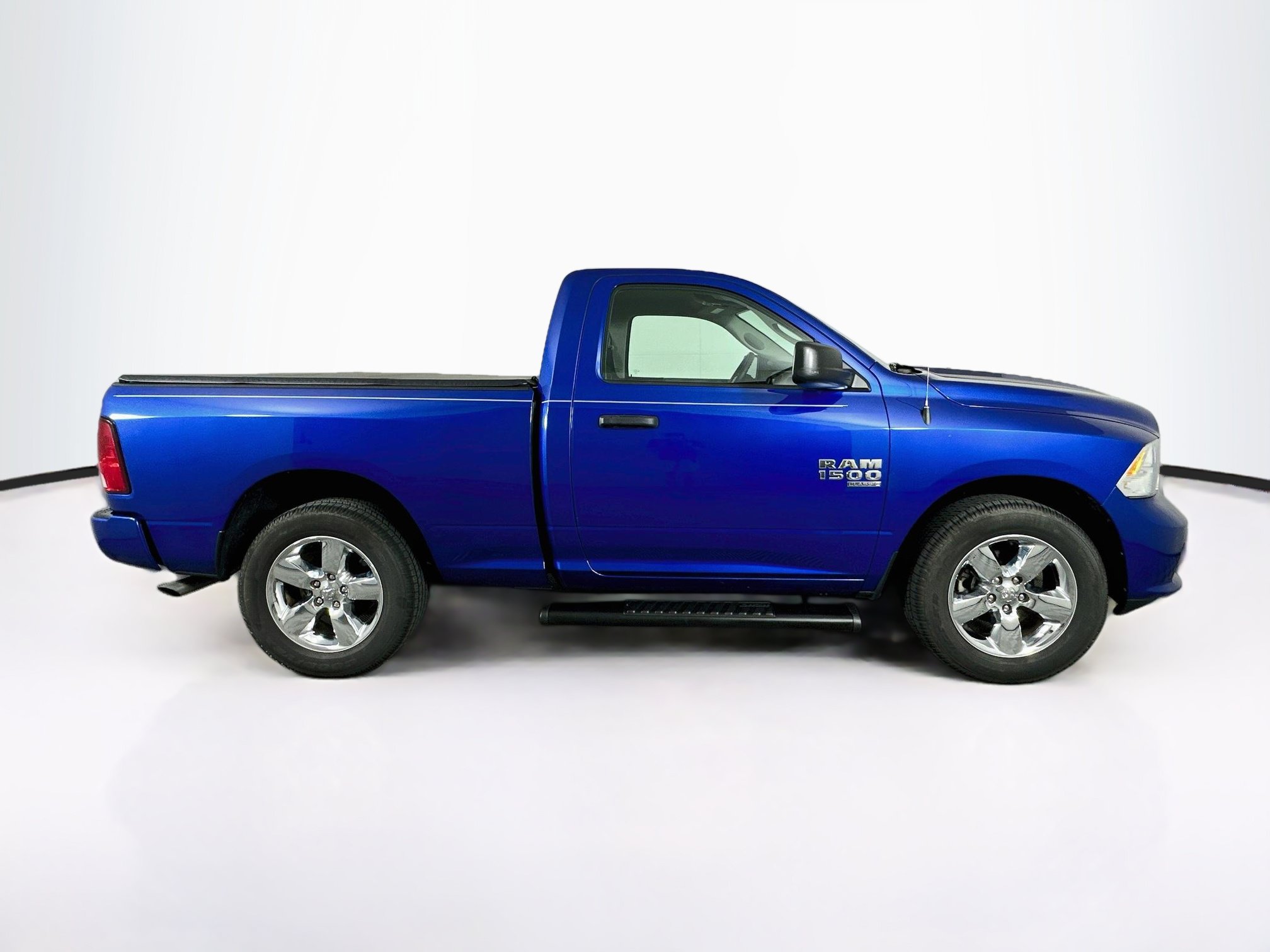 Used 2019 RAM 1500 Express RWD image 10