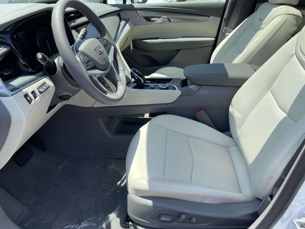 New 2025 Cadillac XT5 Premium Luxury w/ Technology Package image 22