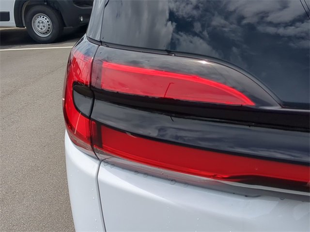 New 2026 Chrysler Pacifica Select image 27