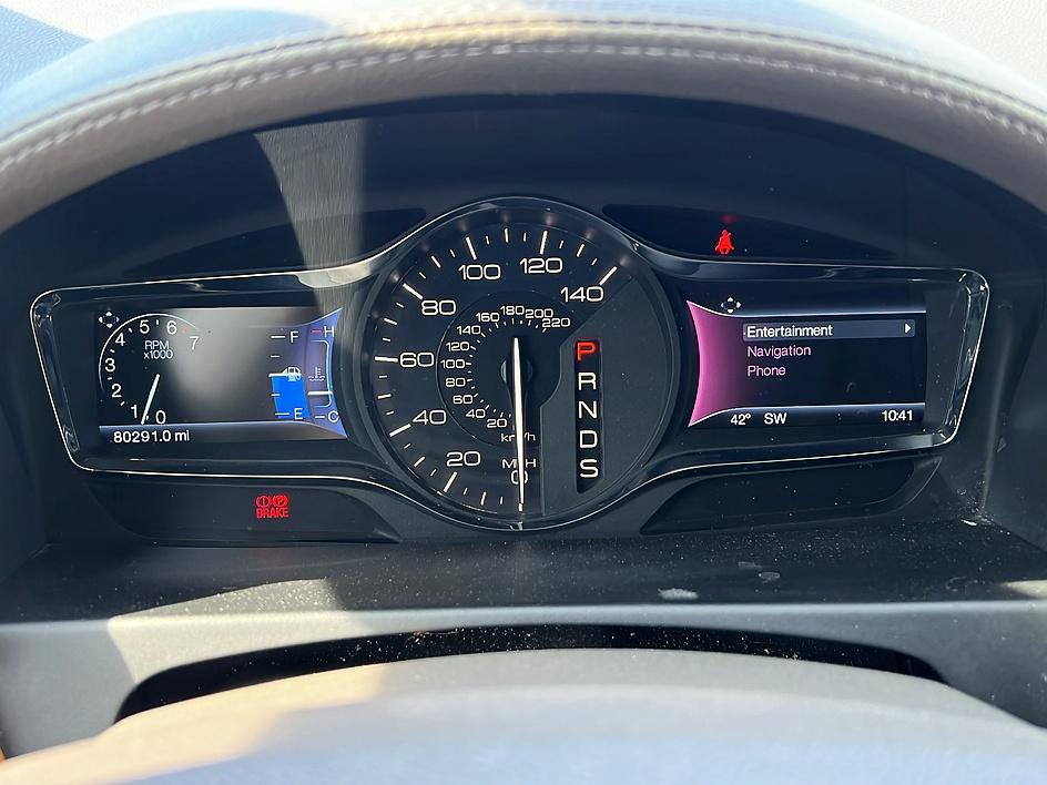 Used 2015 Lincoln MKX FWD w/ Equipment Group 102A image 12