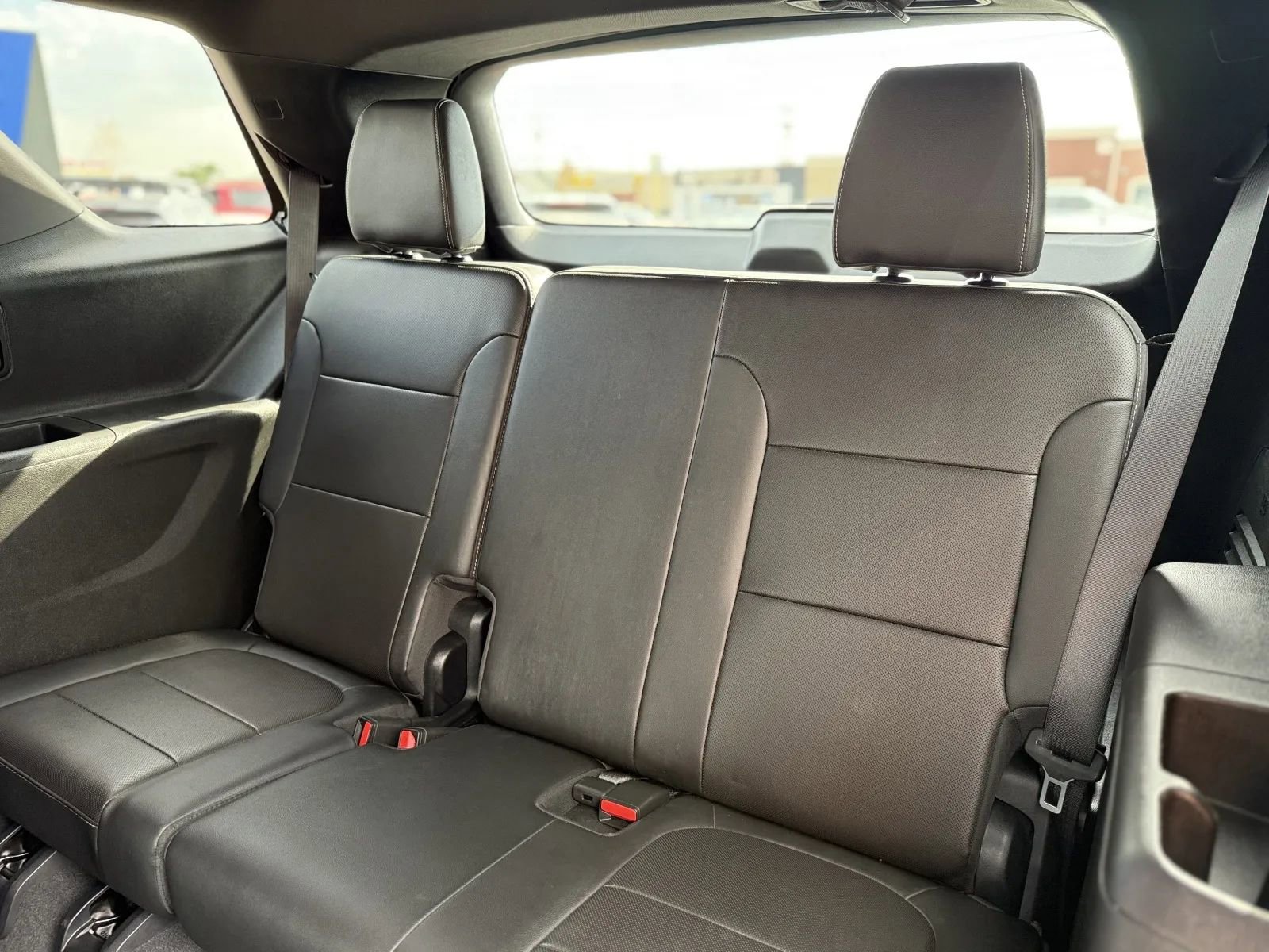 Used 2023 Chevrolet Traverse Premier w/ Redline Edition AWD/4WD image 17