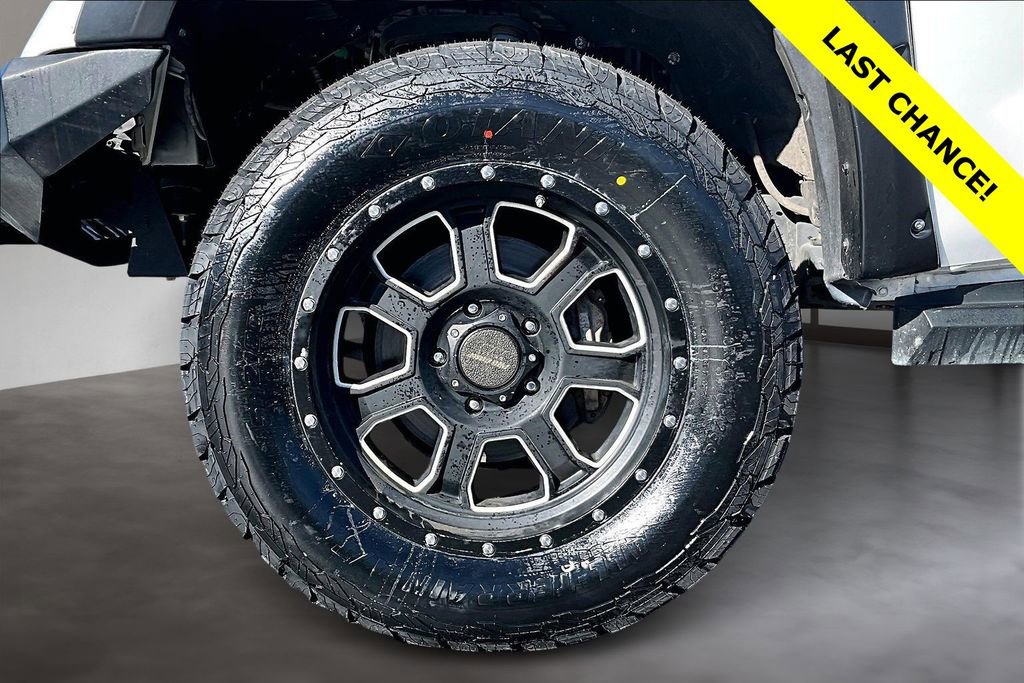 Used 2018 Toyota Tundra SR5 w/ TRD Off Road Package image 9