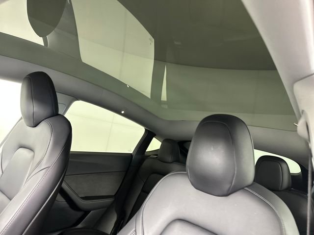Used 2020 Tesla Model Y Long Range image 12