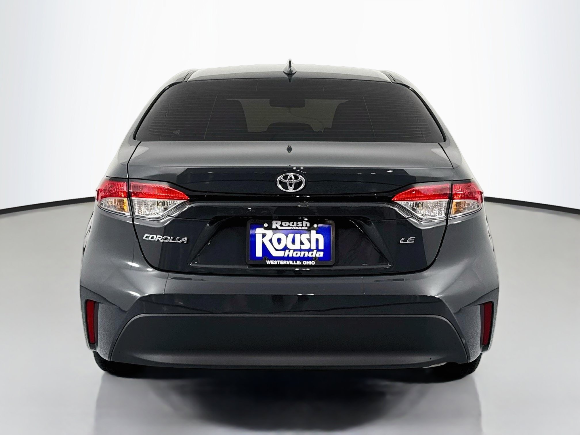 Used 2026 Toyota Corolla LE w/ LE Premium Package FWD image 6