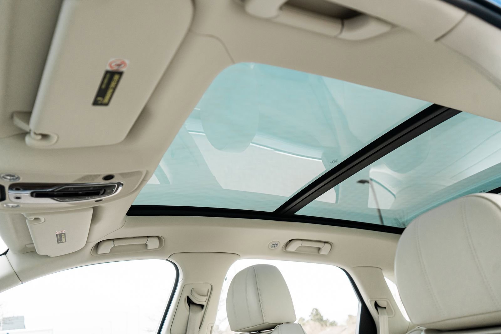 Certified 2022 Bentley Bentayga image 25