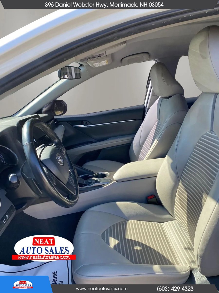 Used 2022 Toyota Camry SE FWD image 8
