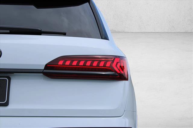 Used 2023 Audi SQ7 Prestige w/ Prestige Package AWD/4WD image 10