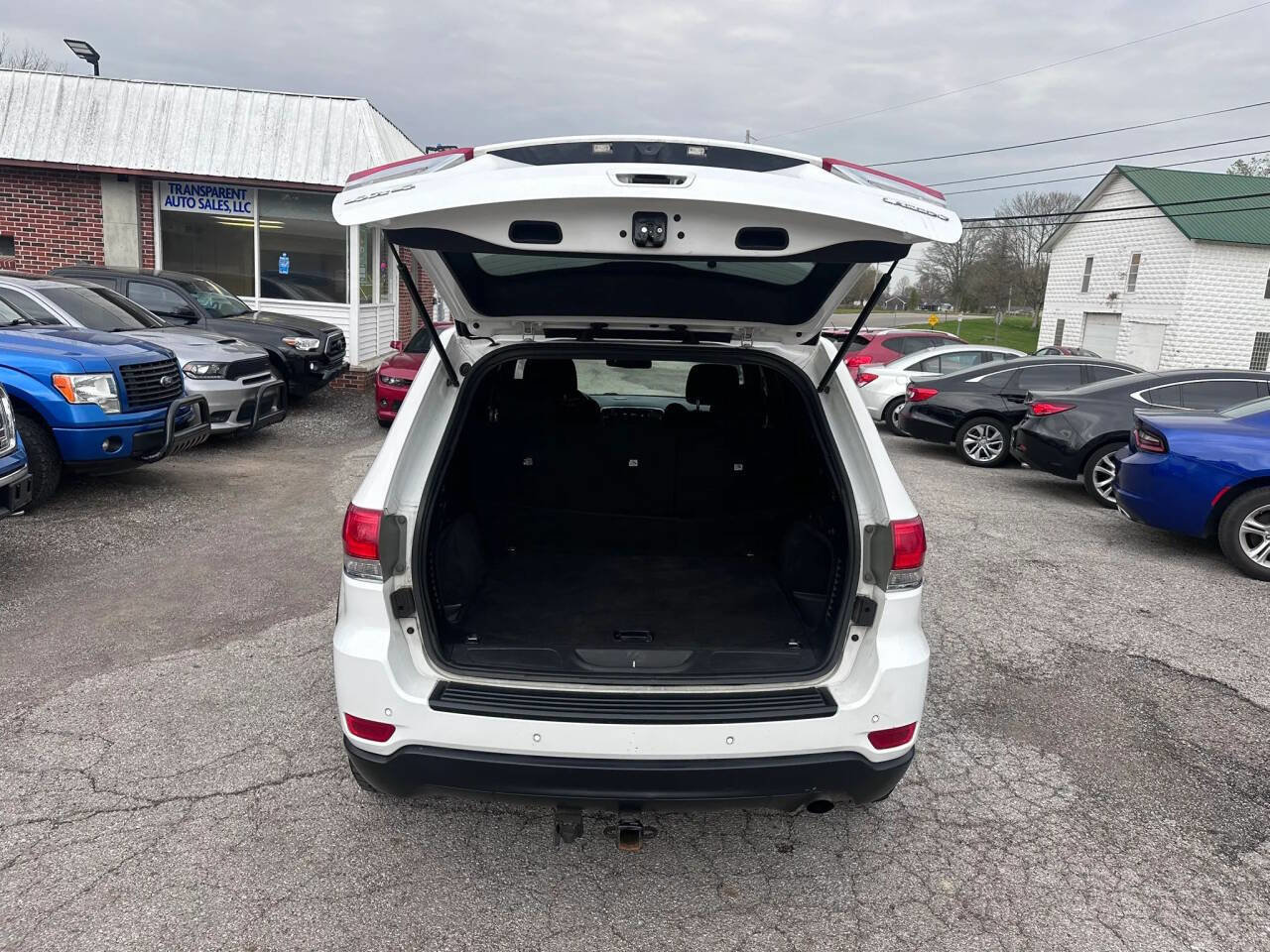 Used 2016 Jeep Grand Cherokee Laredo w/ Quick Order Package 23E AWD/4WD image 16