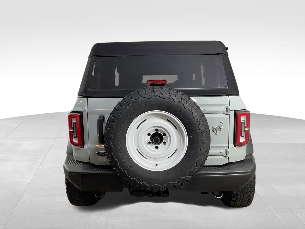 Used 2022 Ford Bronco Badlands image 8