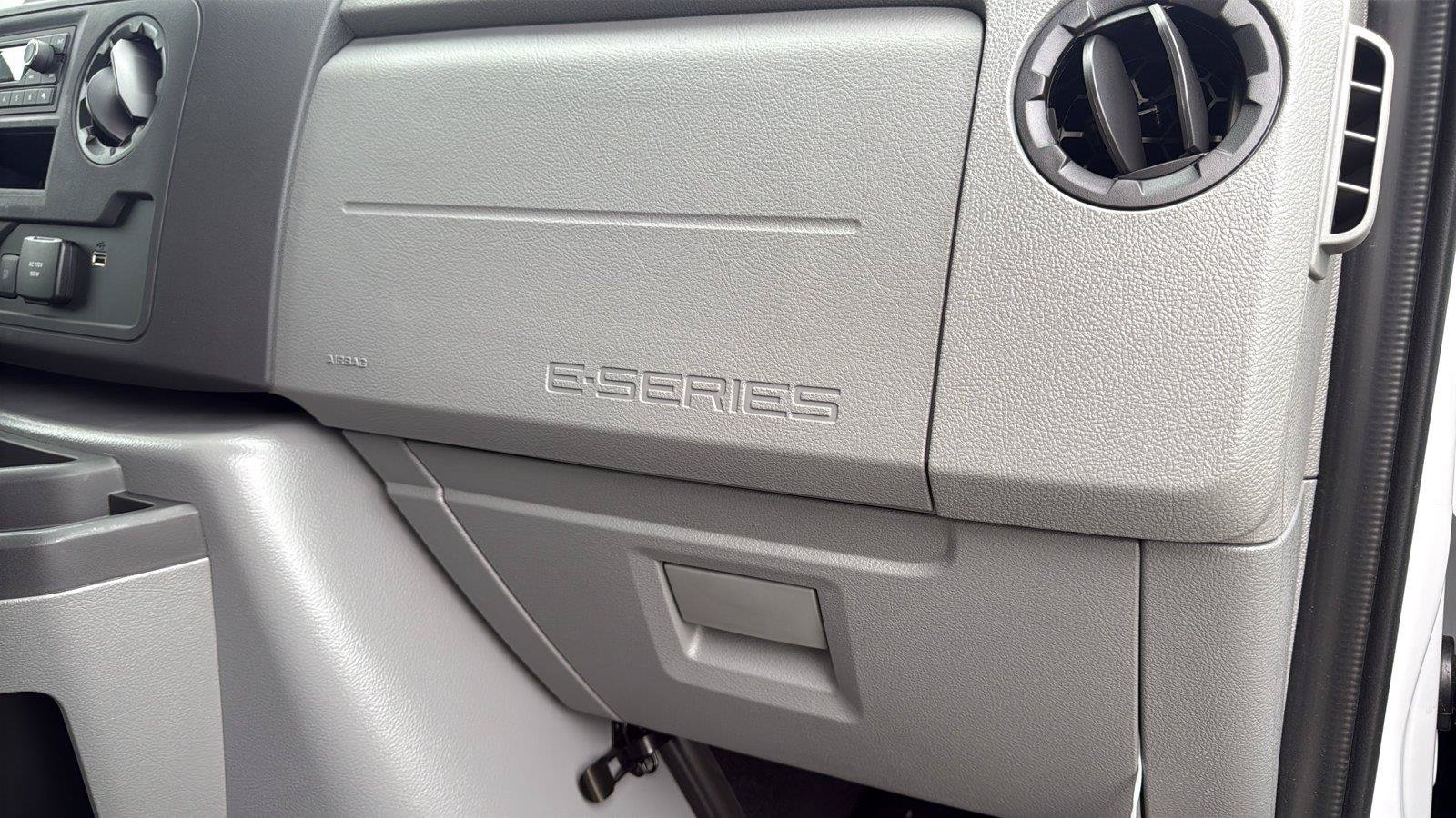 New 2027 Ford E-350 and Econoline 350 Super Duty w/ Power Equipment Group RWD image 23