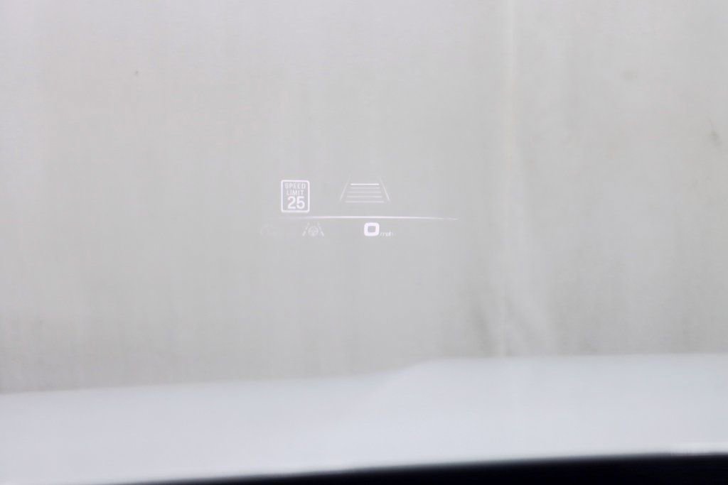 Used 2023 Porsche Cayenne image 18