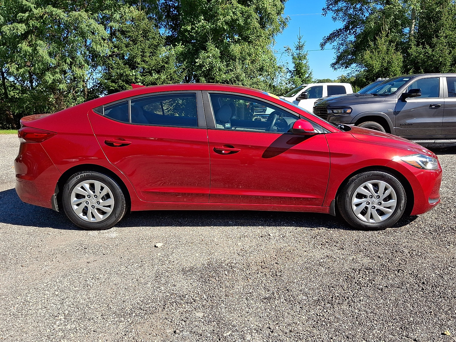 Used 2017 Hyundai Elantra SE FWD image 7