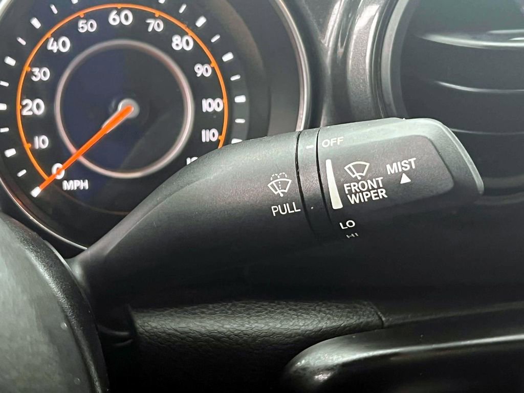 Certified 2022 Jeep Gladiator Sport image 18