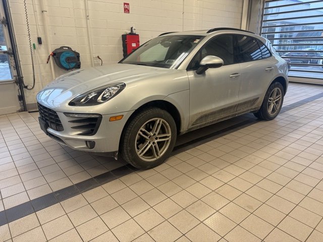 Used 2017 Porsche Macan image 2