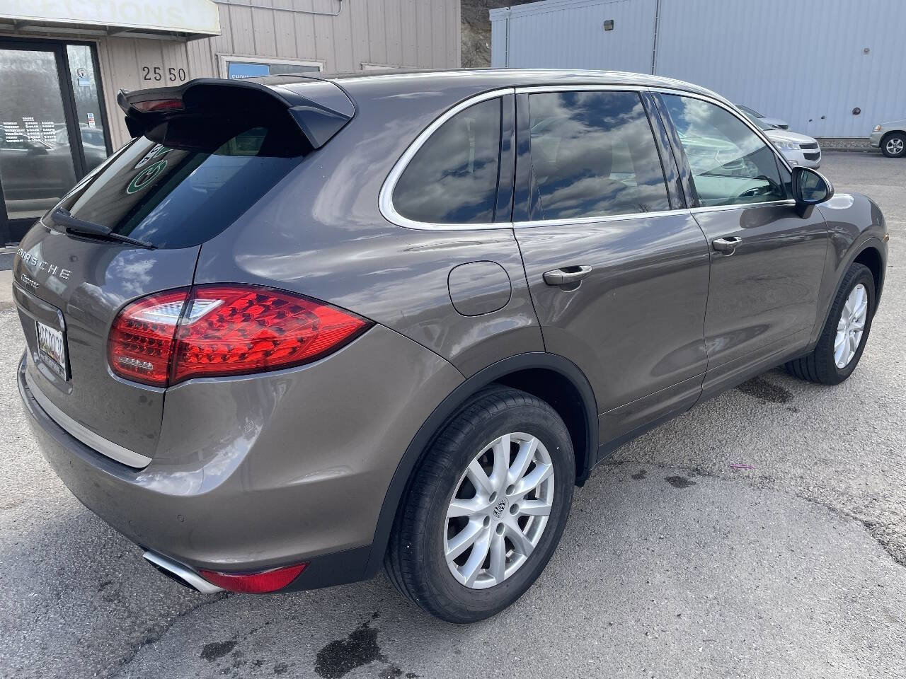 Used 2014 Porsche Cayenne image 8