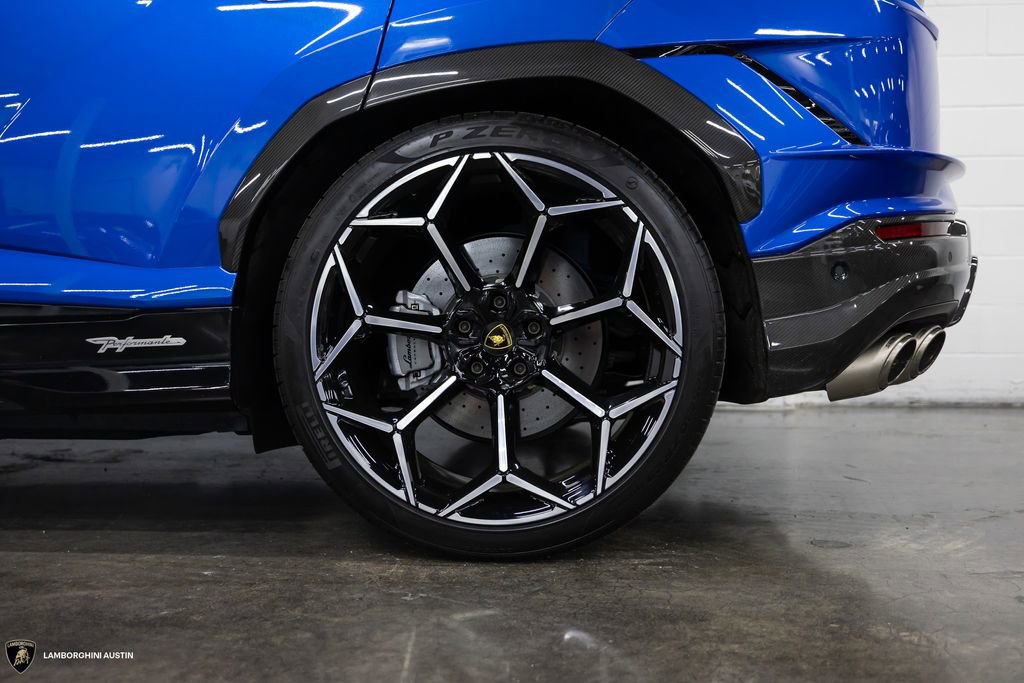 Used 2024 Lamborghini Urus Performante image 9