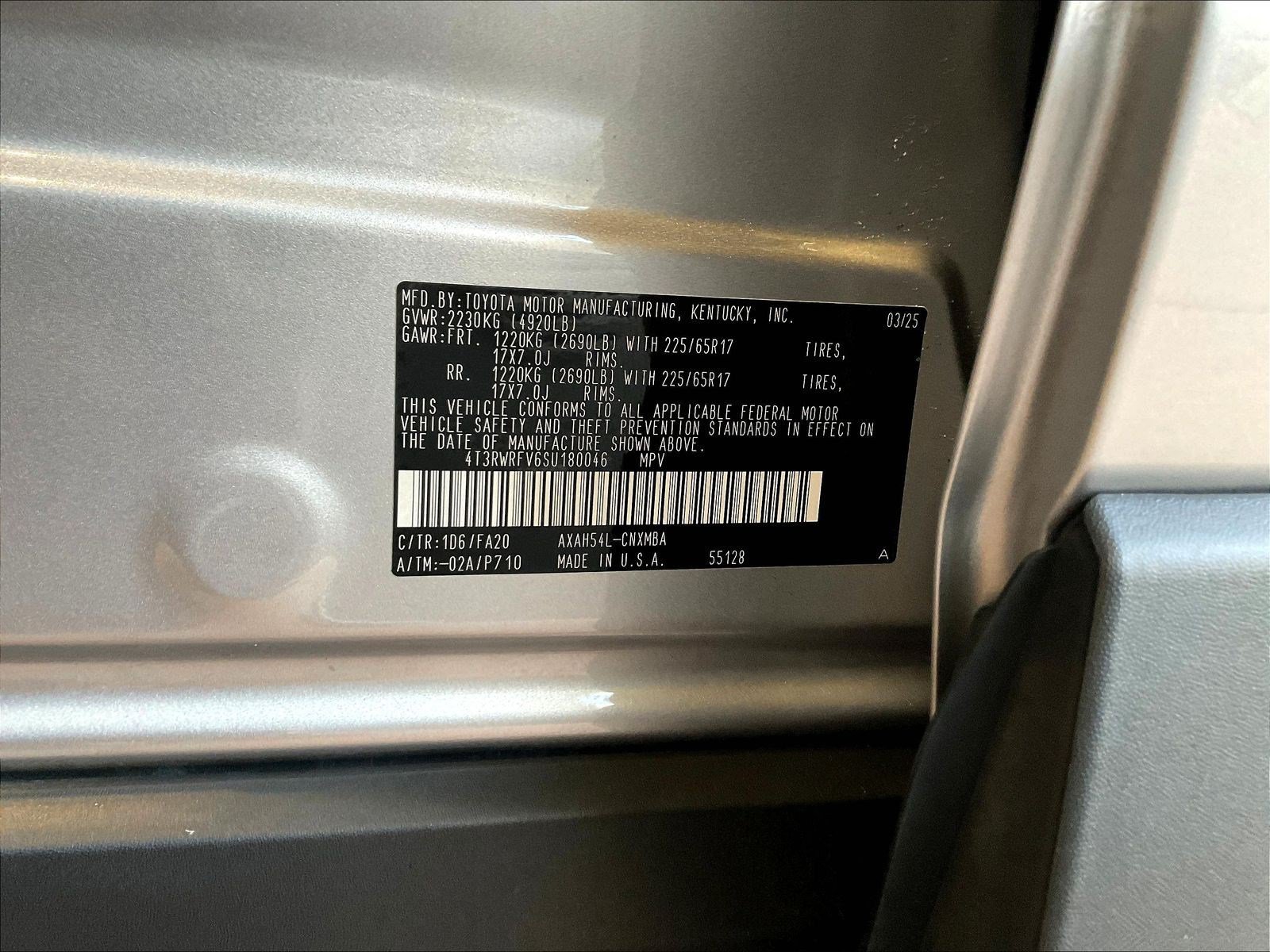 Used 2025 Toyota RAV4 XLE AWD/4WD image 19