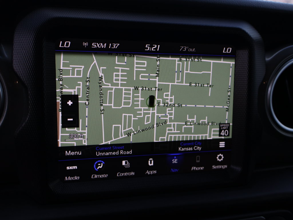 Used 2023 Jeep Wrangler Unlimited Sahara AWD/4WD image 27