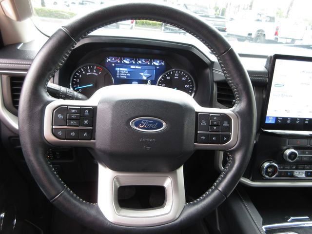 Certified 2023 Ford Expedition XLT image 14