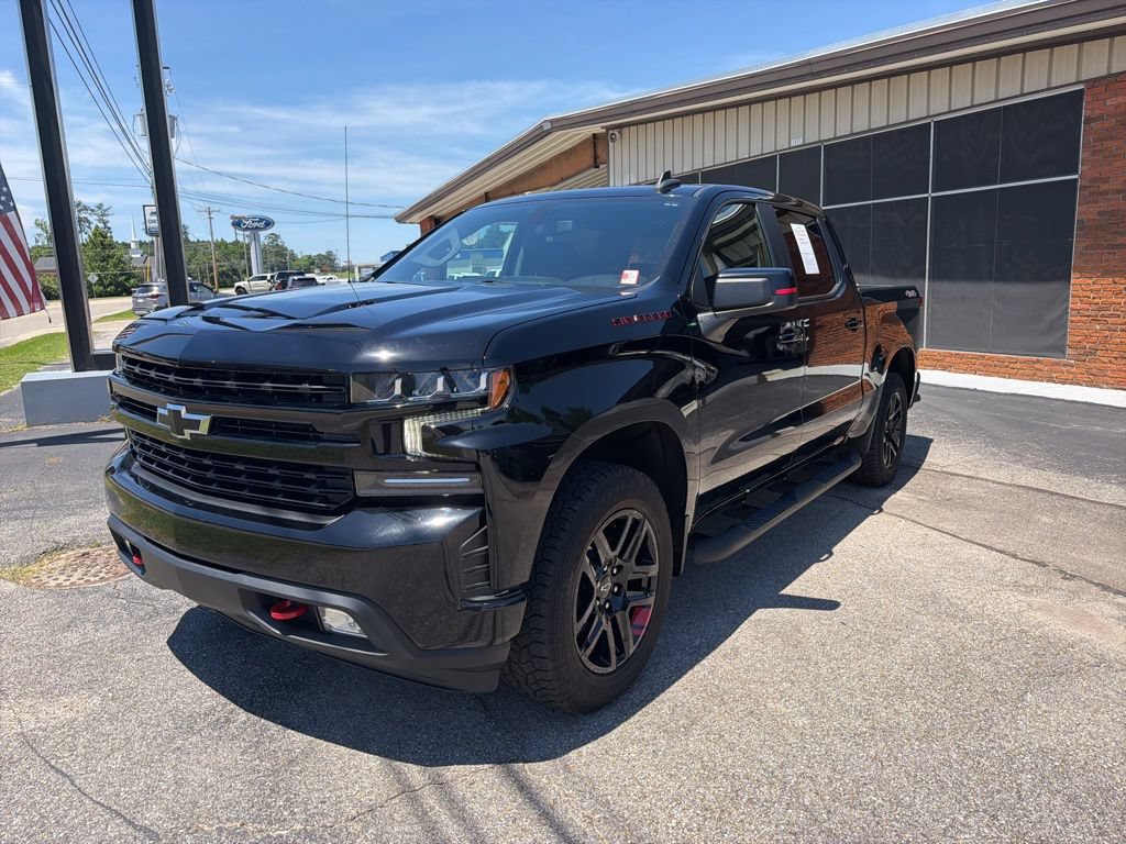 Used 2022 Chevrolet Silverado 1500 RST w/ Redline Edition AWD/4WD image 2