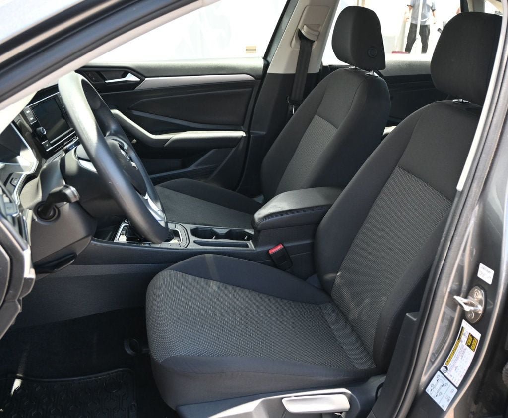 Used 2019 Volkswagen Jetta S w/ Driver Assistance Package FWD image 17