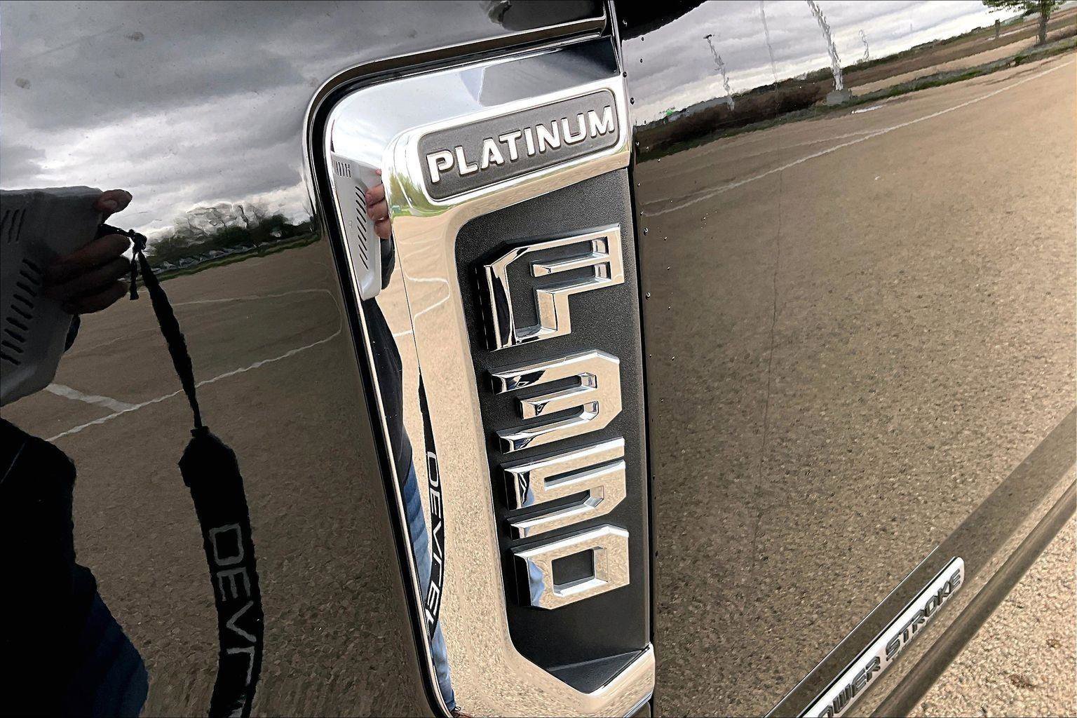 Used 2018 Ford F350 Platinum w/ Platinum Ultimate Package AWD/4WD image 9