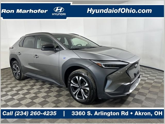 Used 2024 Subaru Solterra Premium image 1