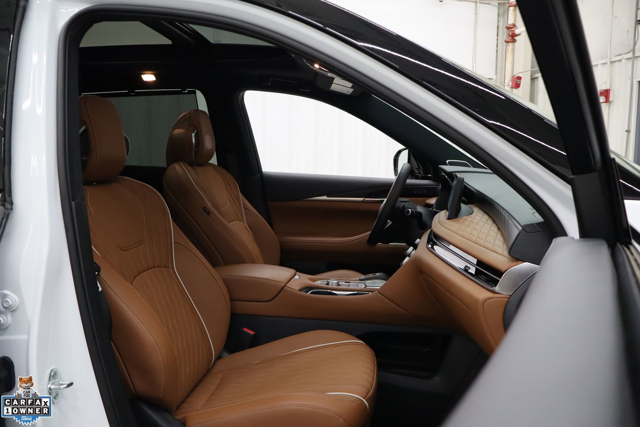 Used 2026 INFINITI QX60 Autograph w/ Dark Cargo Package image 34