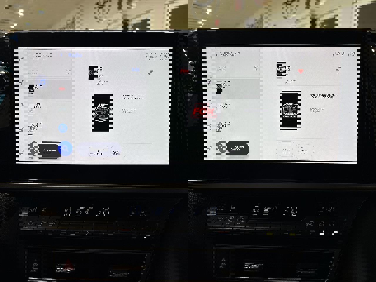 Used 2025 Toyota Camry XSE image 17