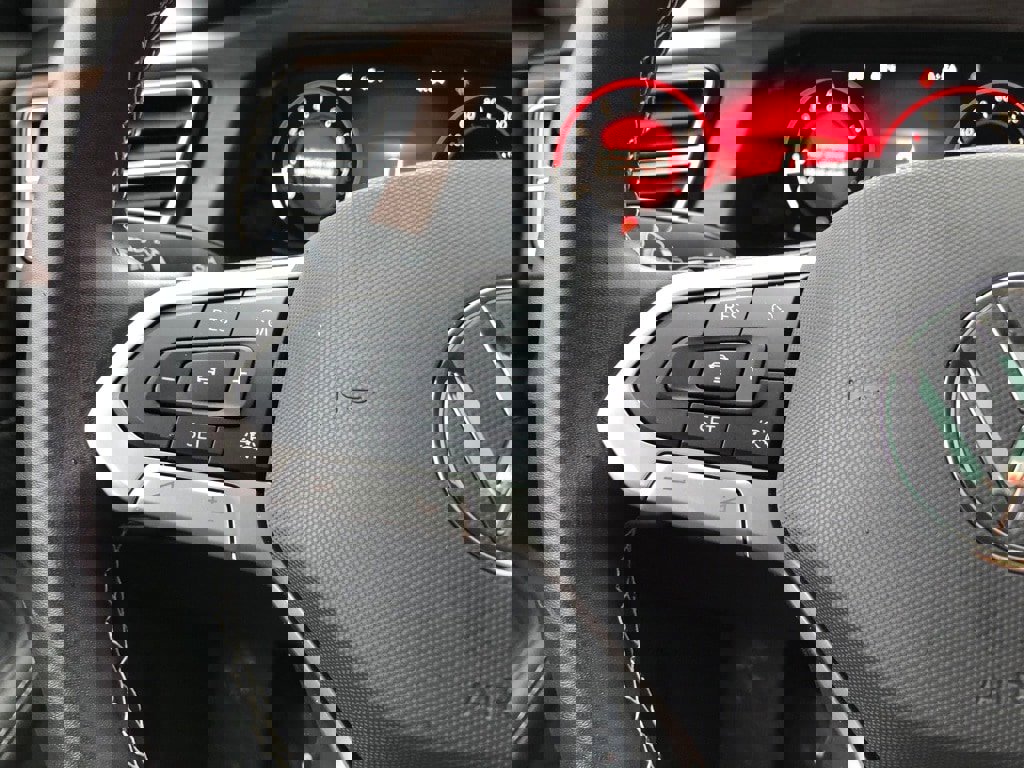 Used 2025 Volkswagen Atlas SEL image 22