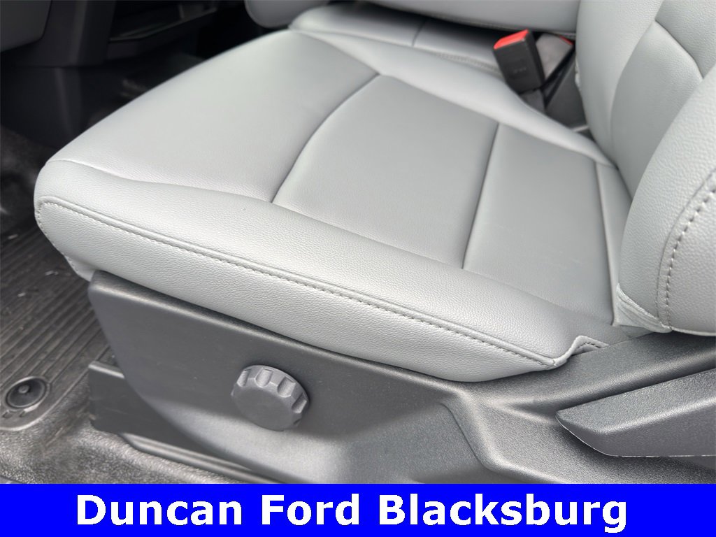 New 2026 Ford F350 XL w/ FX4 Off-Road Package image 14