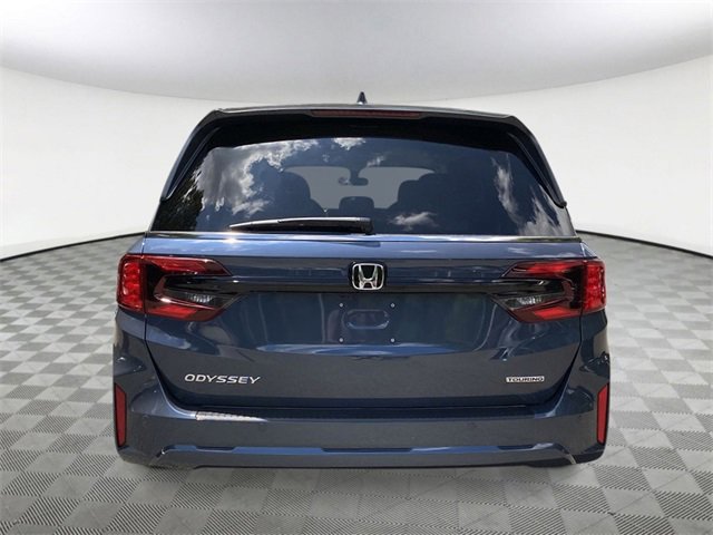 New 2026 Honda Odyssey Touring image 4