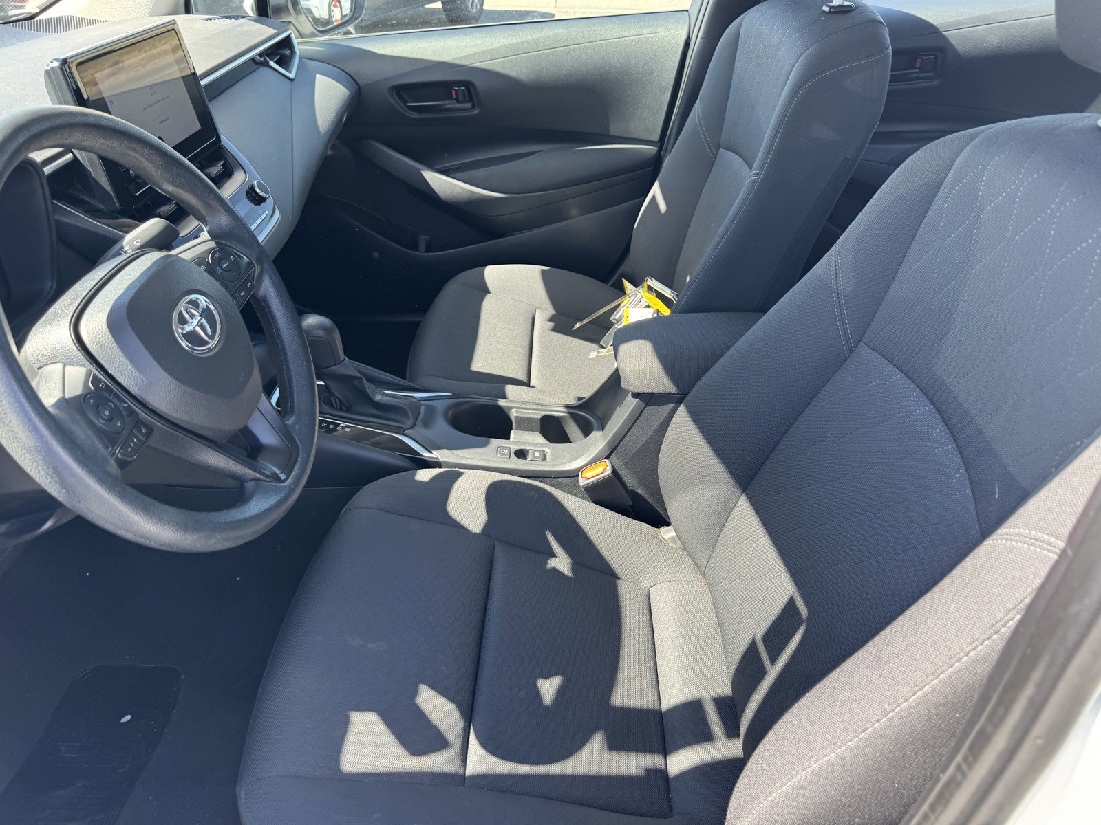 Used 2023 Toyota Corolla LE FWD image 14