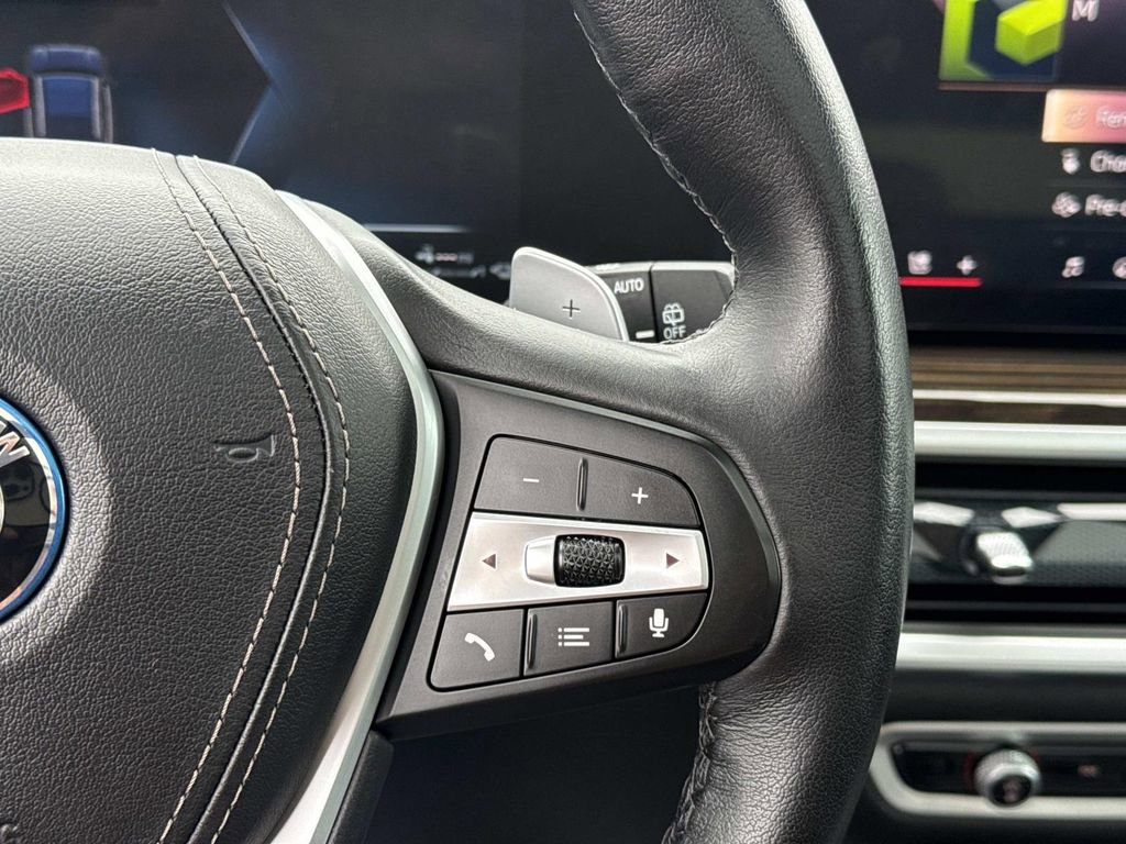 Used 2025 BMW X5 xDrive50e image 19