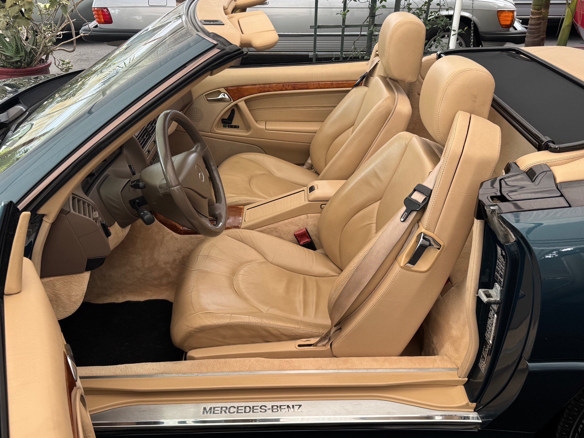 Used 1999 Mercedes-Benz SL 500 image 16