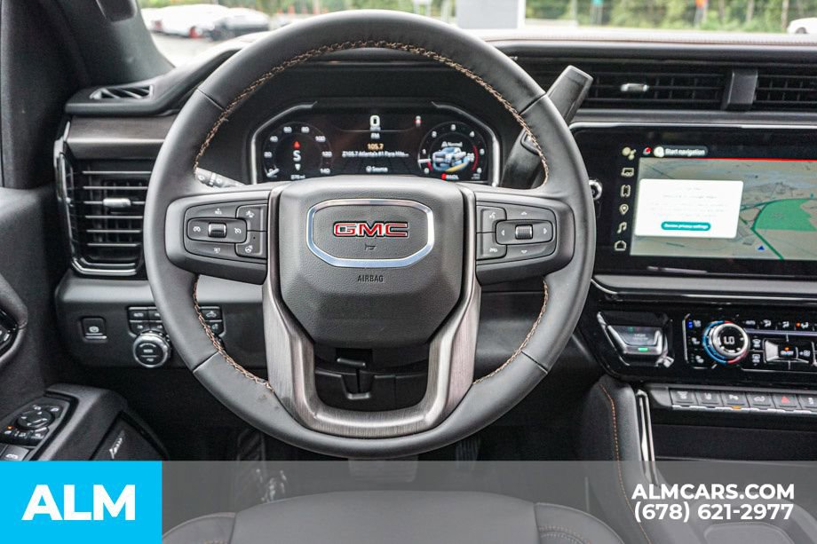 Used 2025 GMC Sierra 2500 AT4 image 28