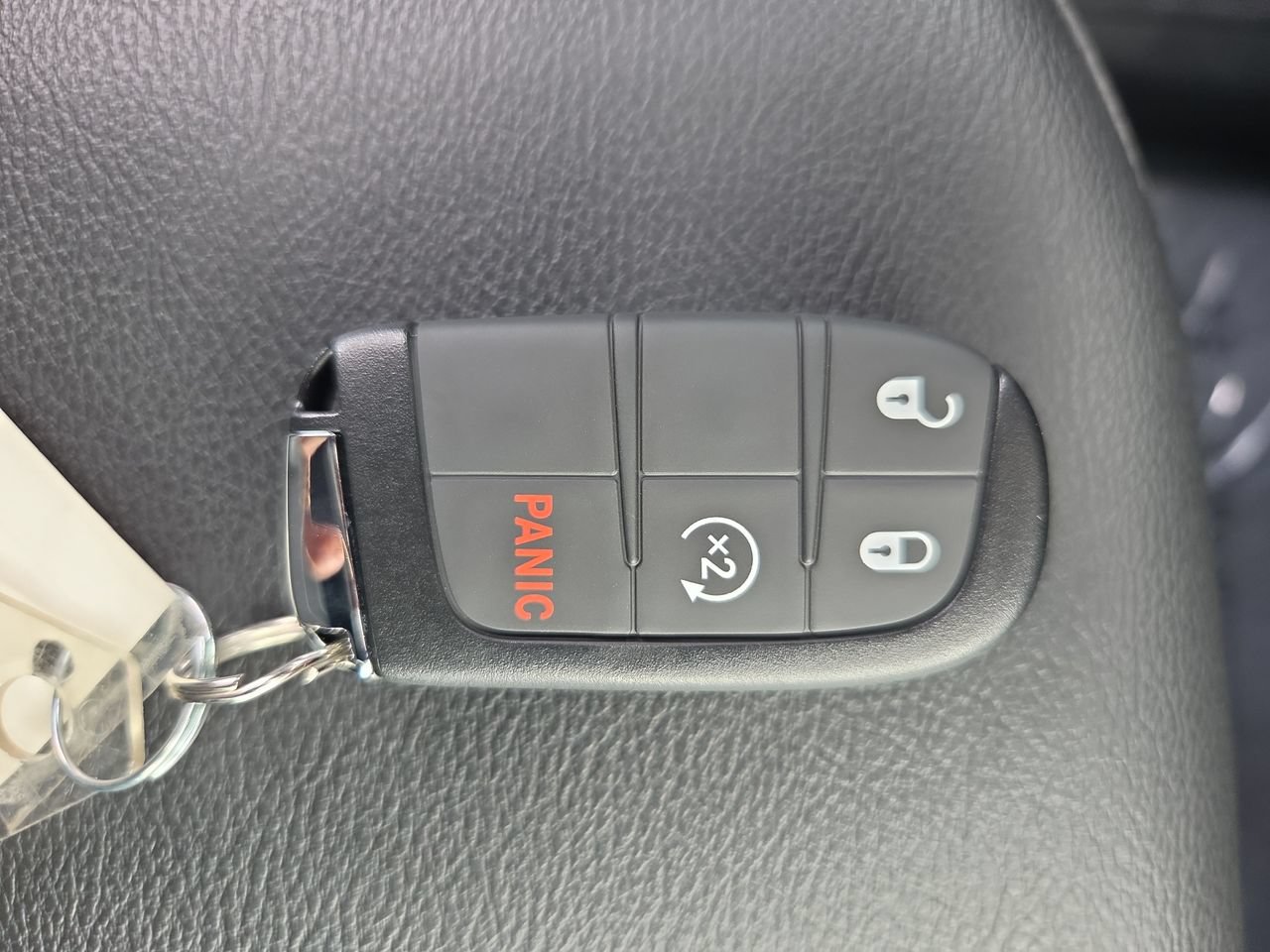 New 2026 Jeep Compass Latitude AWD/4WD image 31
