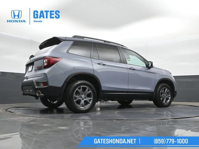 Certified 2025 Honda Passport TrailSport image 40