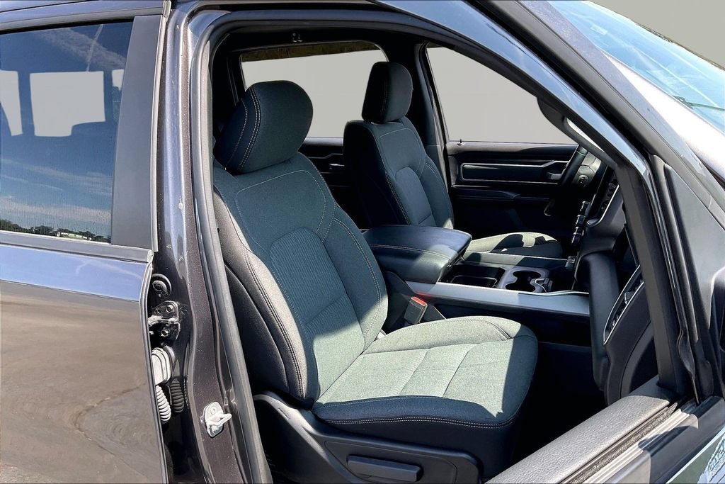 Used 2021 RAM 1500 Big Horn AWD/4WD image 32
