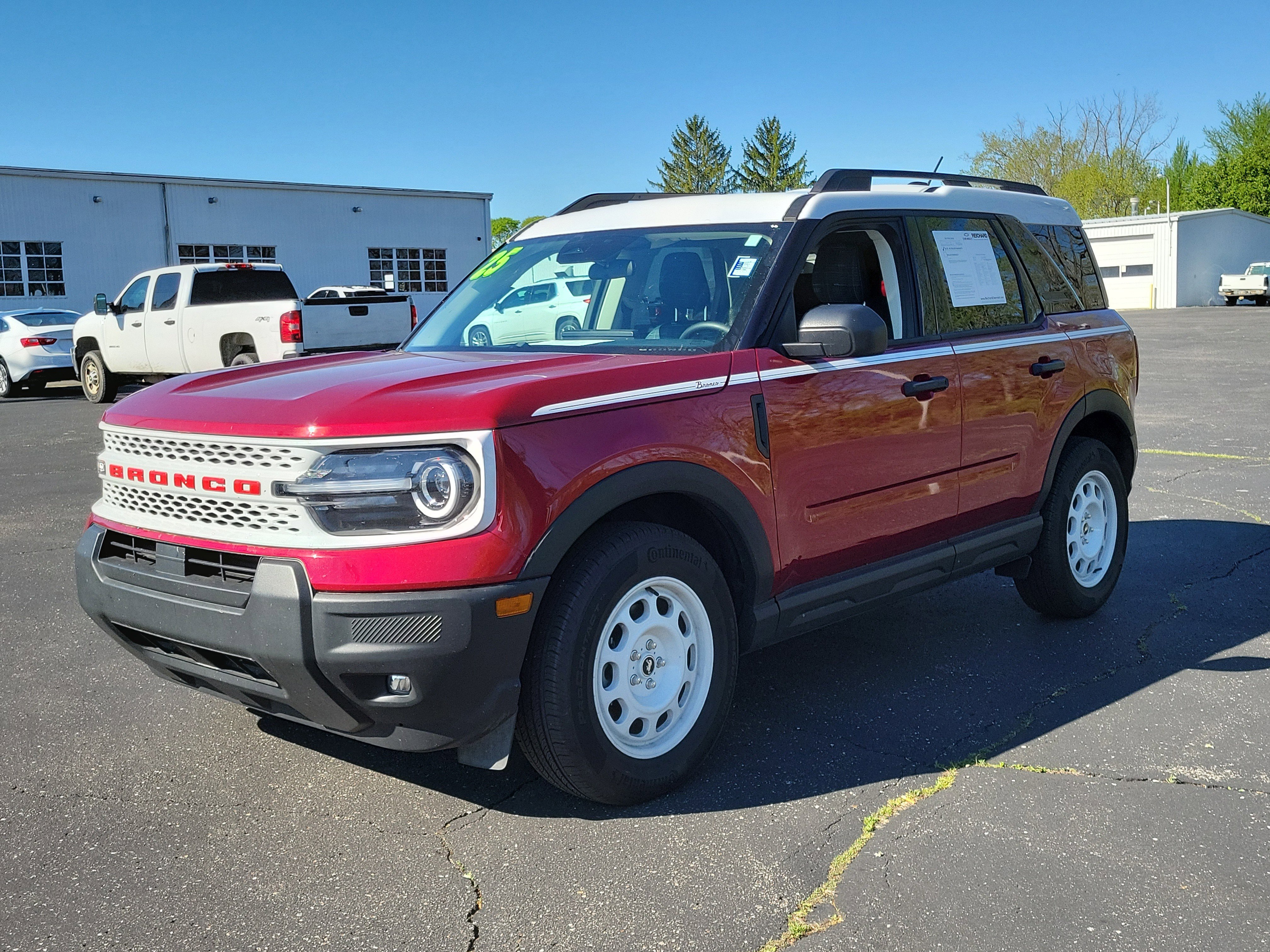Used 2025 Ford Bronco Sport Heritage w/ Convenience Package image 2