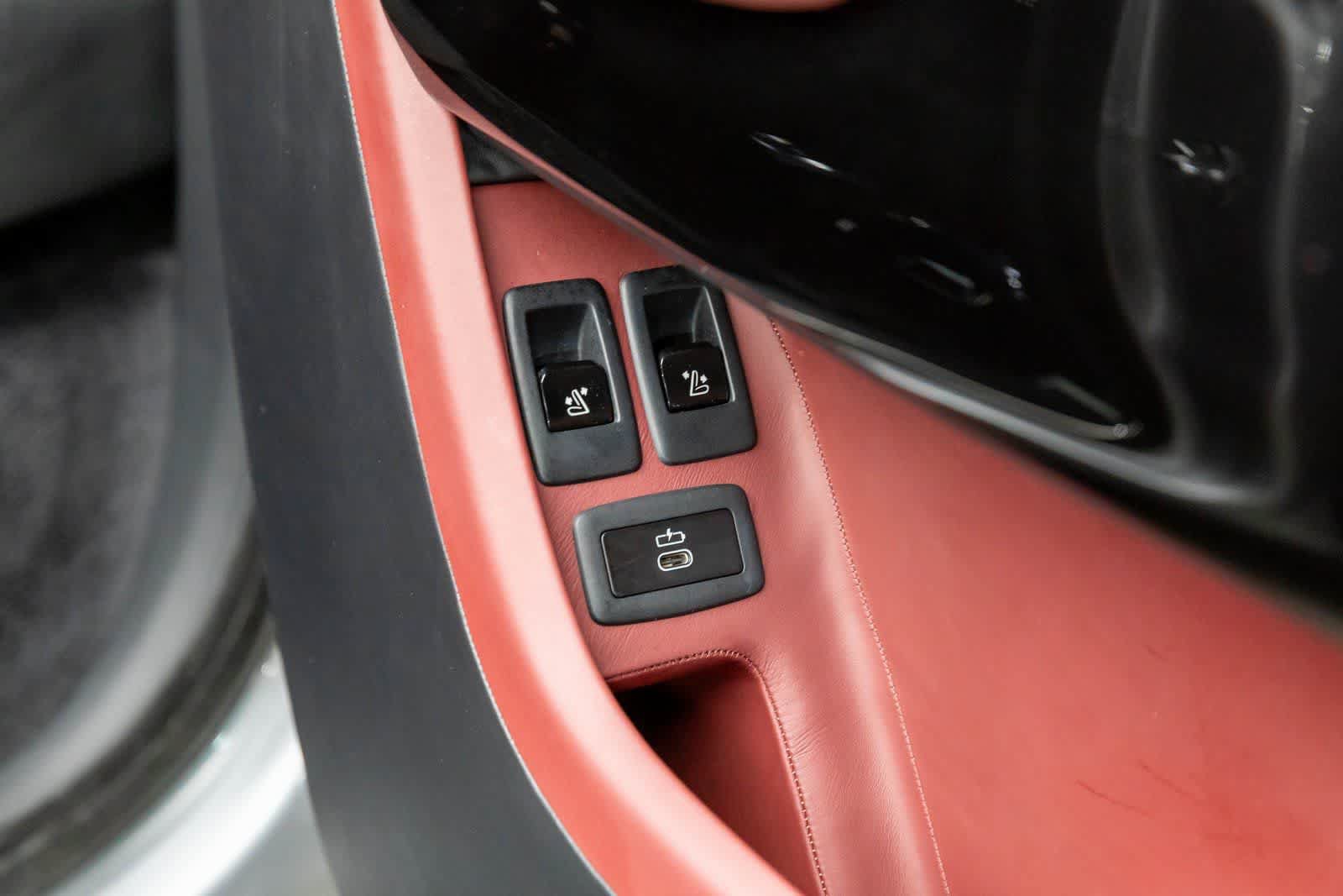 Certified 2022 Rolls-Royce Cullinan AWD/4WD image 59