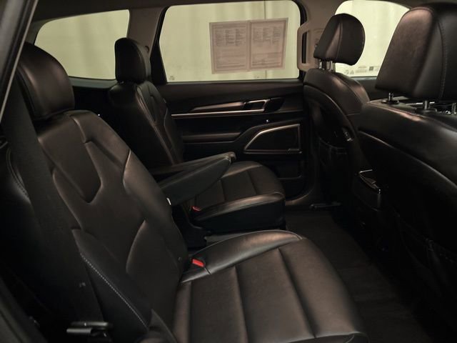 Certified 2024 Kia Telluride S image 23