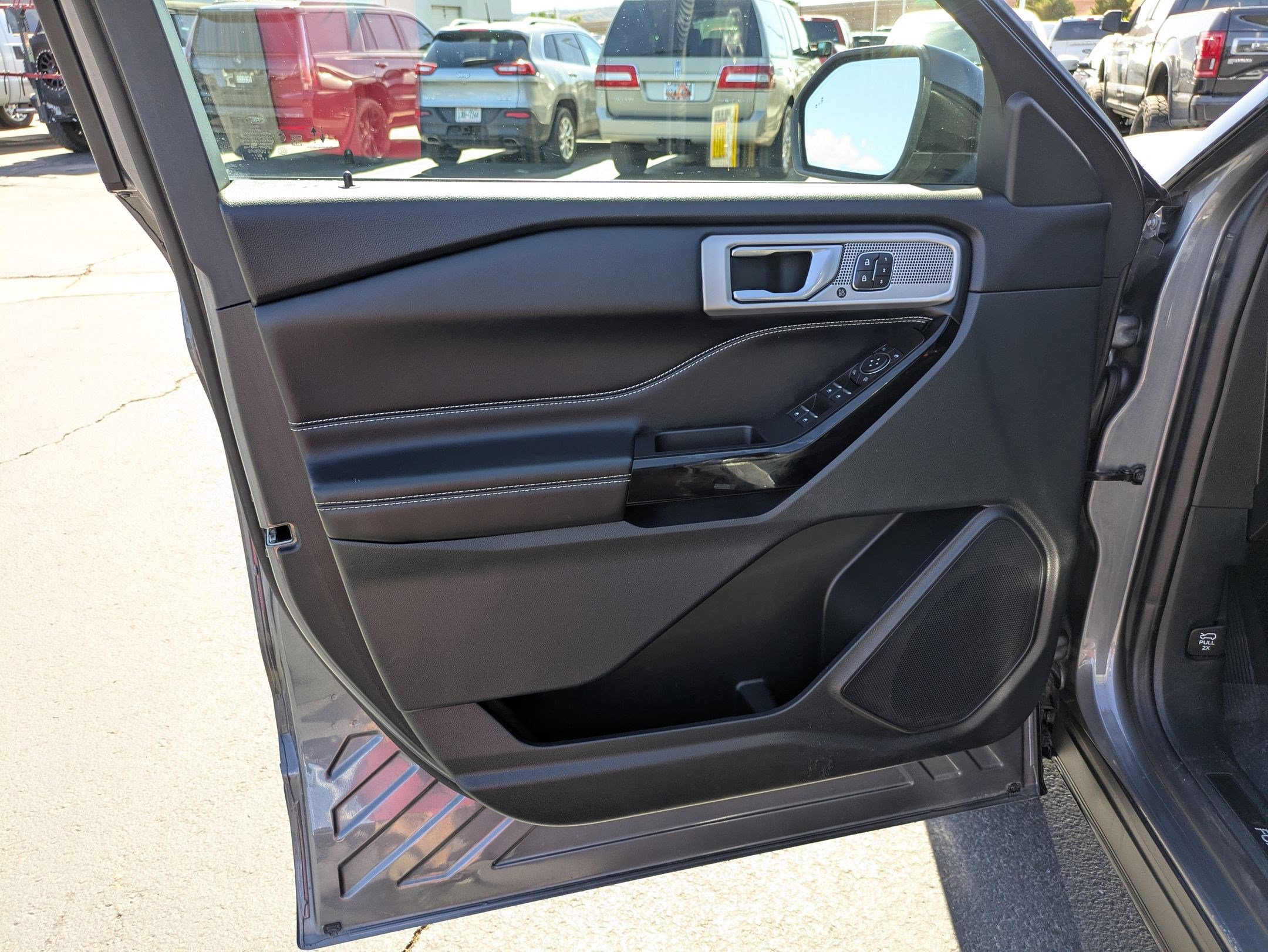 Used 2021 Ford Explorer ST w/ Equipment Group 401A AWD/4WD image 12