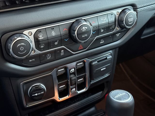 Used 2025 Jeep Gladiator Sport image 26