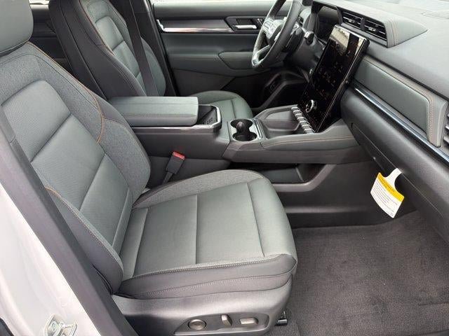 New 2027 GMC Terrain AT4 w/ Convenience Package III AWD/4WD image 12